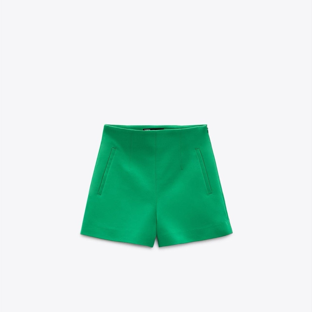 Zara High Waist Green Shorts